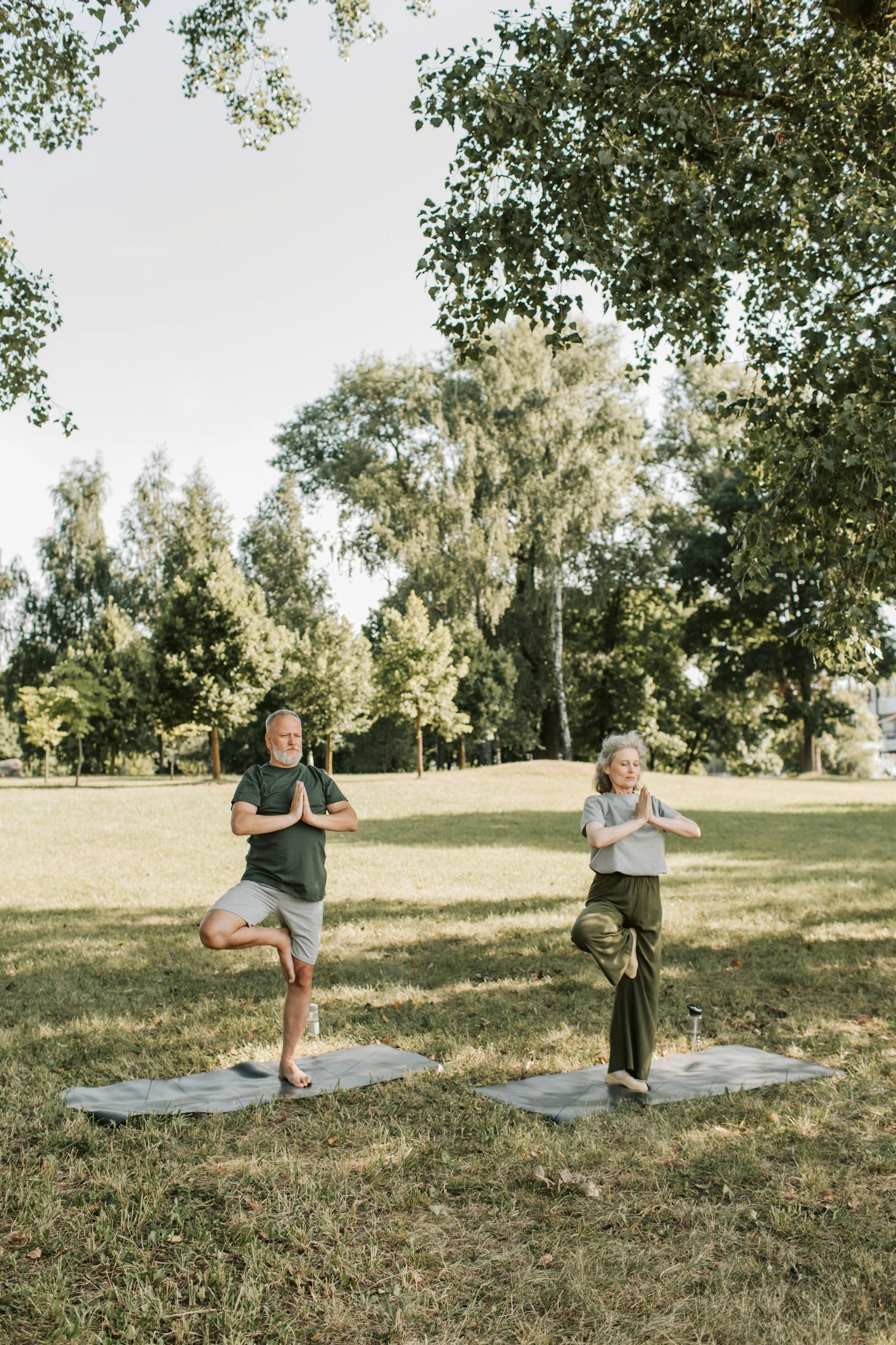 Adhérents séniors souriants après une séance Sport Santé Brain Fitness.